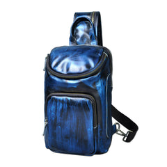 Sling bag for big man - leather texture and stitching detail close-up
