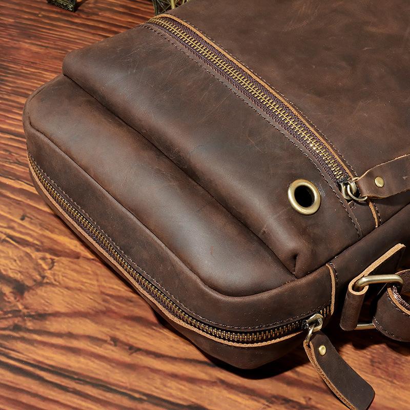 Messenger Bag SE085 - Series Briefcase / Messenger by KrukGarage