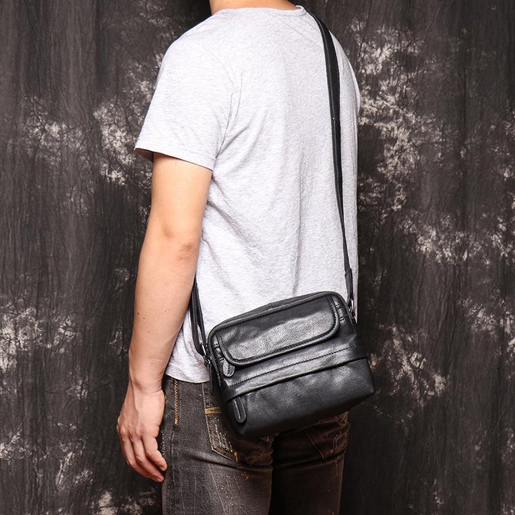 Black LEATHER MENS Small SIDE BAG COURIER BAG Black Small
