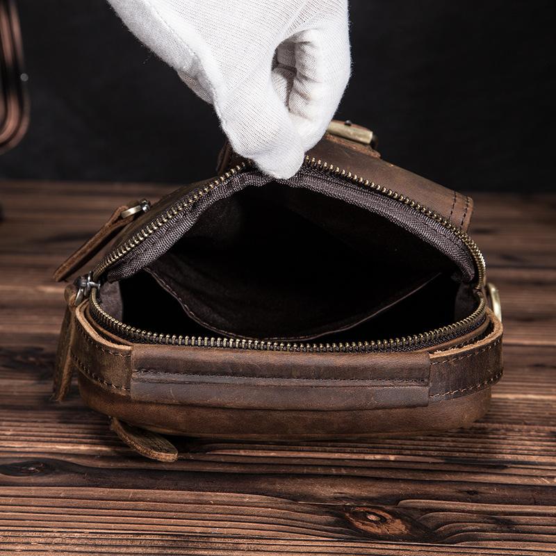 Zipper on sale messenger bag