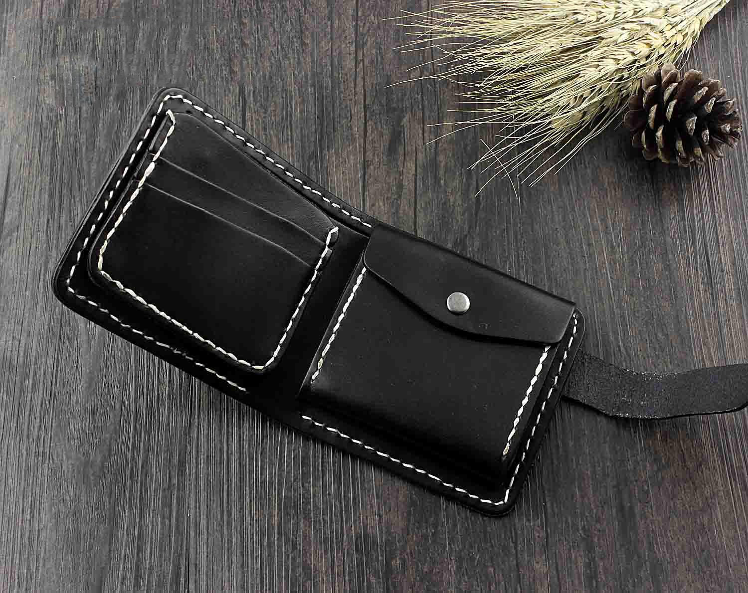 Handmade Black Leather Men's Small Biker Wallet Chain Wallet billfold Wallet with Chain For Men - imessengerbags