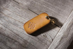 Handmade Leather Mens World of Warcraft Cool Keychain KeyCharm Keyring Pendant for Men - imessengerbags
