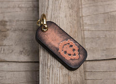 Handmade Leather Mens World of Warcraft Cool Keychain KeyCharm Keyring Pendant for Men - imessengerbags