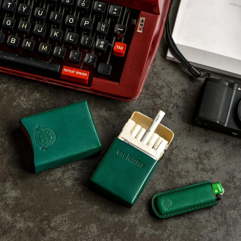 Handmade Green Leather Mens 20pcs Cigarette Case Cool Custom Cigarette Case  for Men