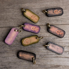 Handmade Leather Mens World of Warcraft Cool Keychain KeyCharm Keyring Pendant for Men - imessengerbags