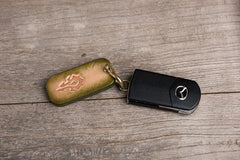 Handmade Leather Mens World of Warcraft Cool Keychain KeyCharm Keyring Pendant for Men - imessengerbags