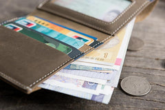 Handmade Leather Mens Cool Slim Leather Wallet Men Small Wallets Bifold for Men - imessengerbags