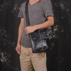Vintage Leather Small Messenger Bag Shoulder Bag For Men