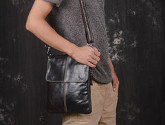 Vintage Leather Small Messenger Bag Shoulder Bag For Men
